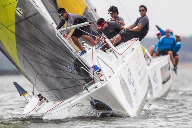 Maximilian Soh (SIN) Team Red Dot leading Taylor Canfield of US One © Robert Hajduk / AWMRT © Alpari World Match Racing Tour